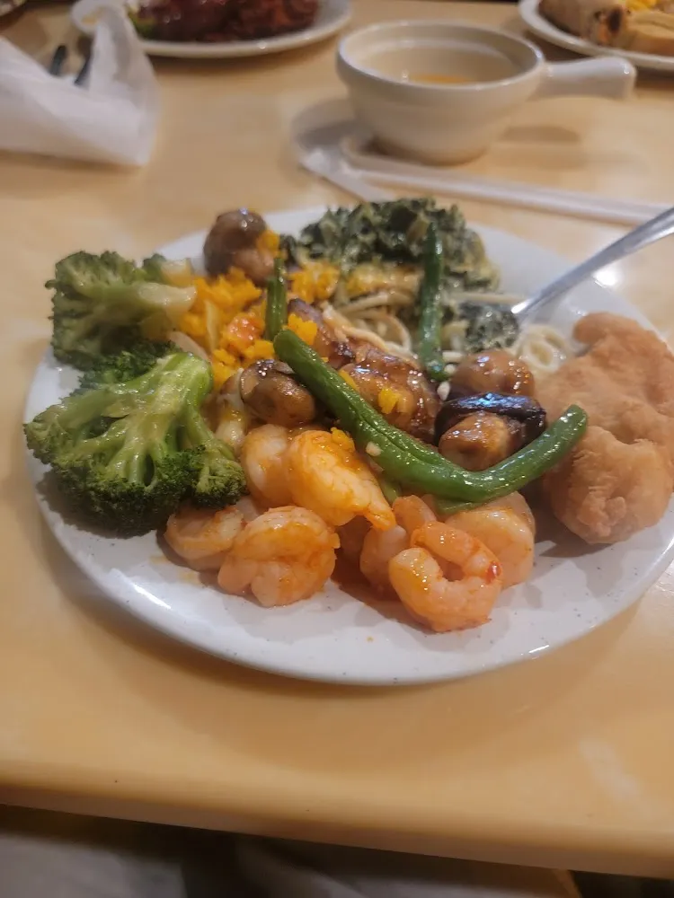 It's a Buffet so It's Coconut Shrimp String Beans Broccli
